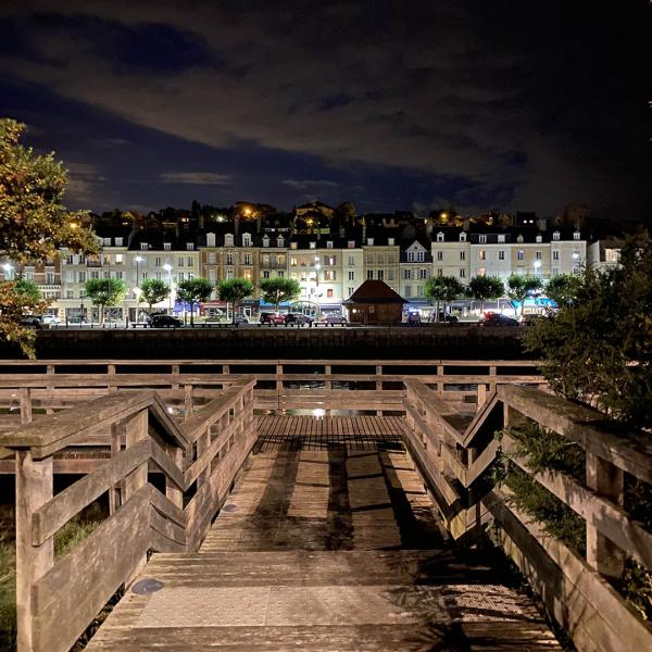 Deauville de nuit - Promenade et Trouville